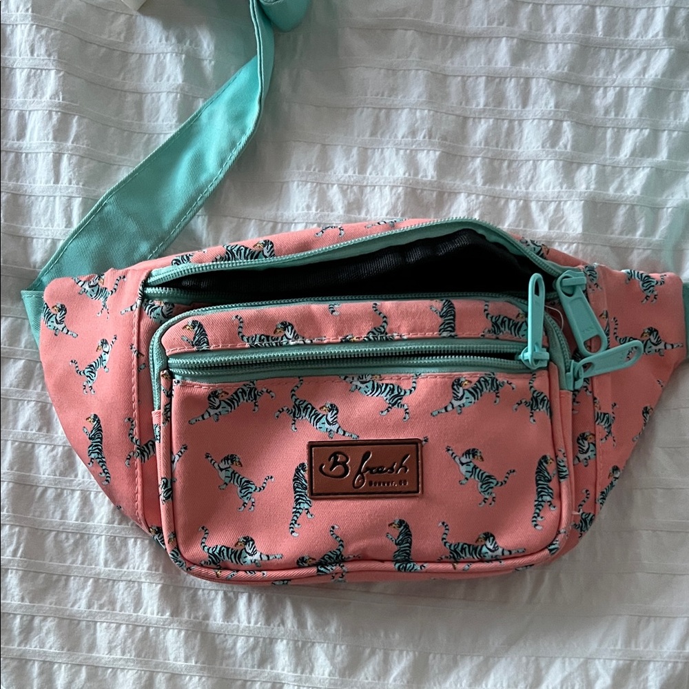B Fresh Fanny pack - Picture 2 of 5